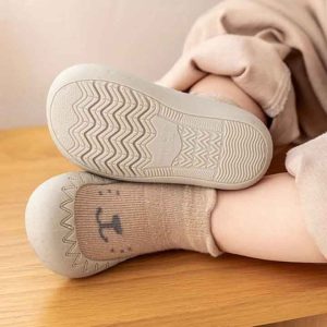 China Imported Anti Slip Baby Shoes (Lace Coffee)